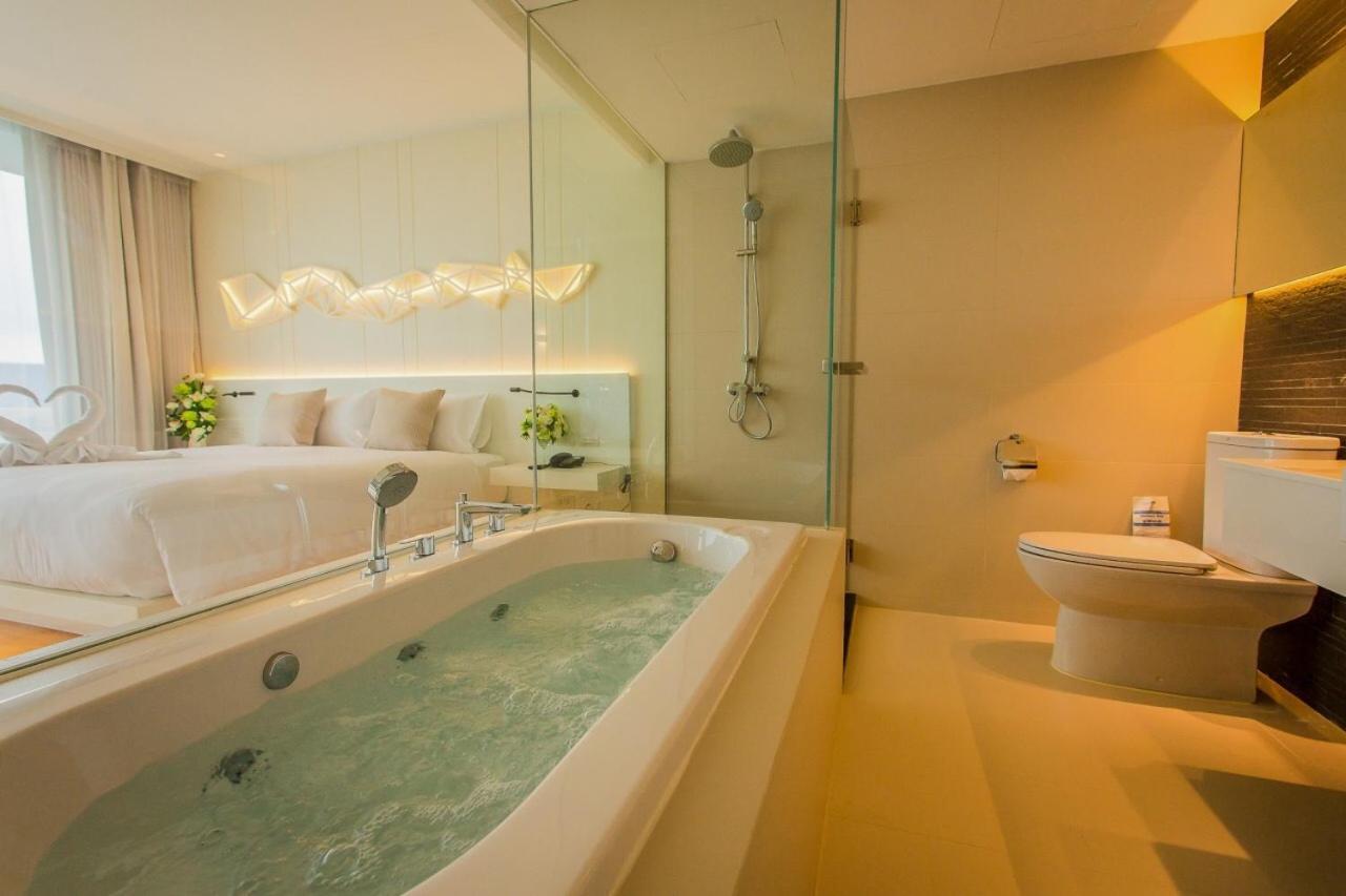 Crystal Hotel Хатъяй Номер фото