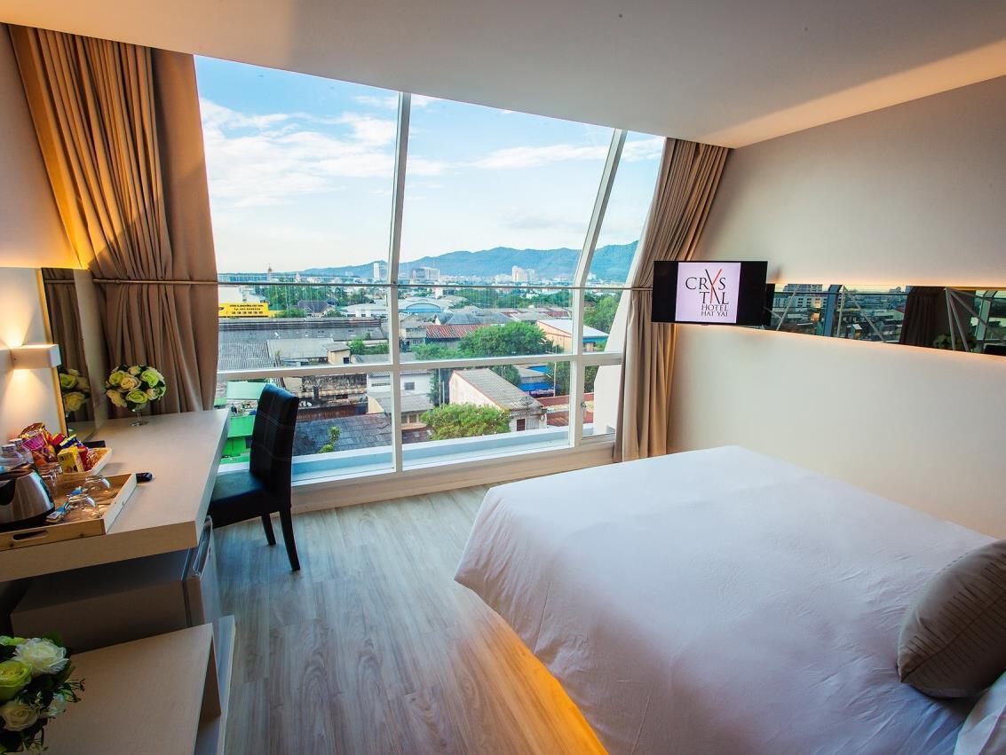 Crystal Hotel Хатъяй Экстерьер фото